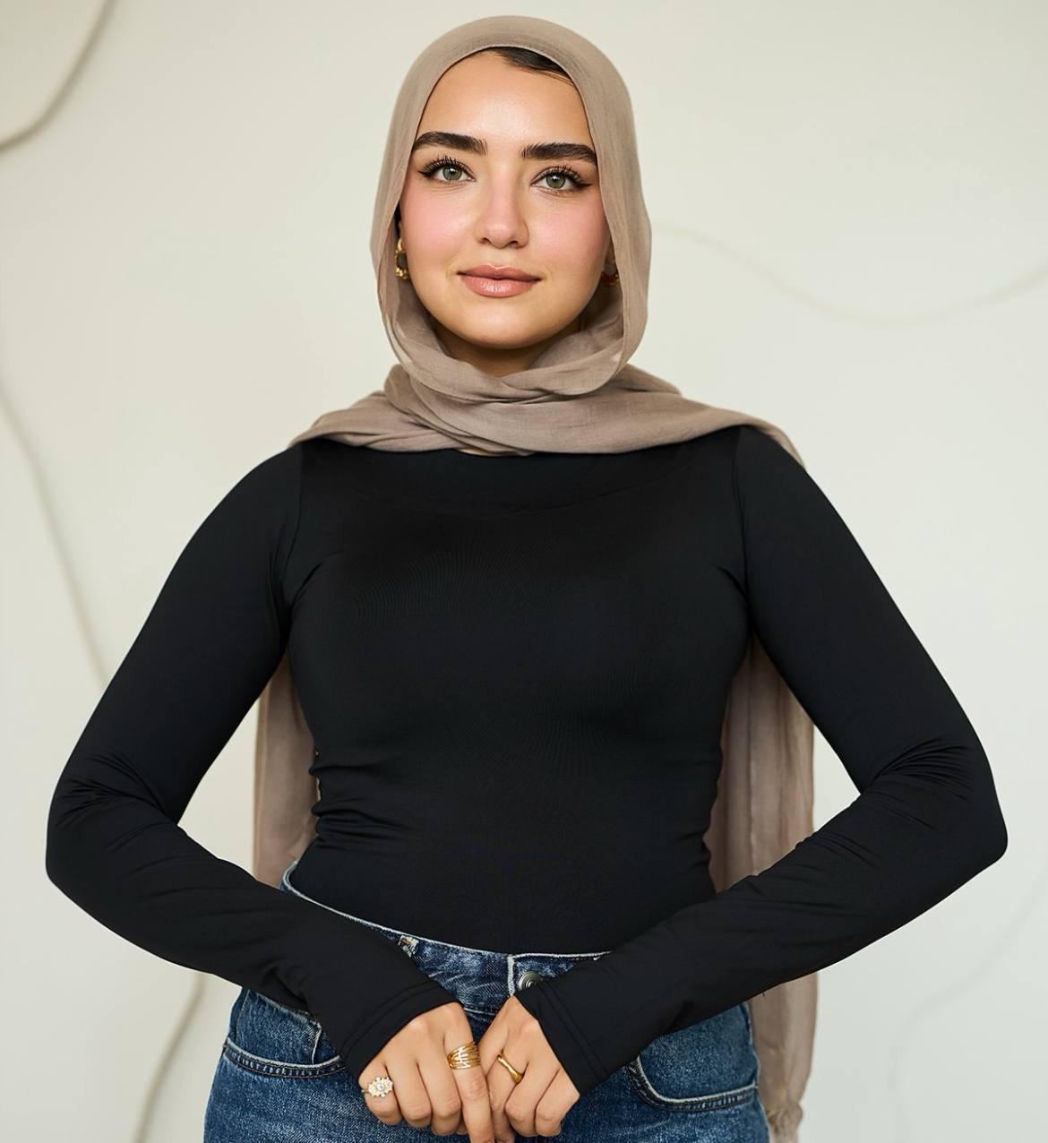 Top with sleeves