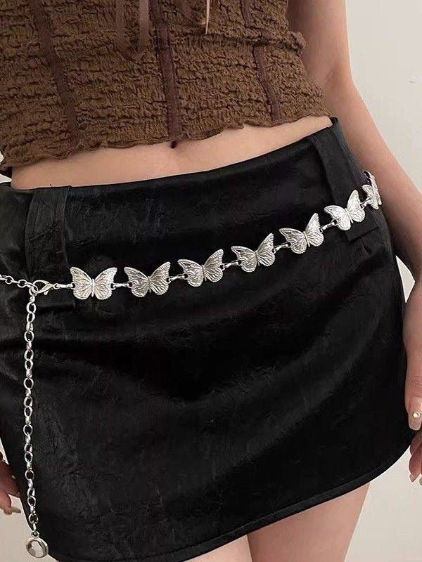 Chain on clothes
