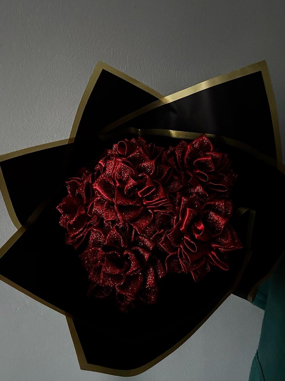 Artificial Red roses