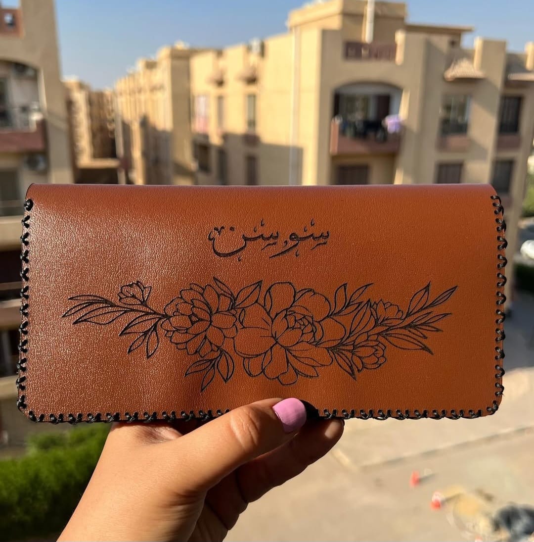 Women's wallet made of natural leather