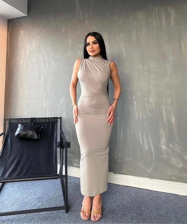 Long sleeve & cut basic dress