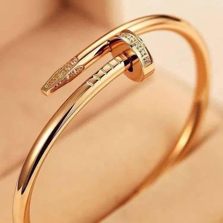 Gold bracelet