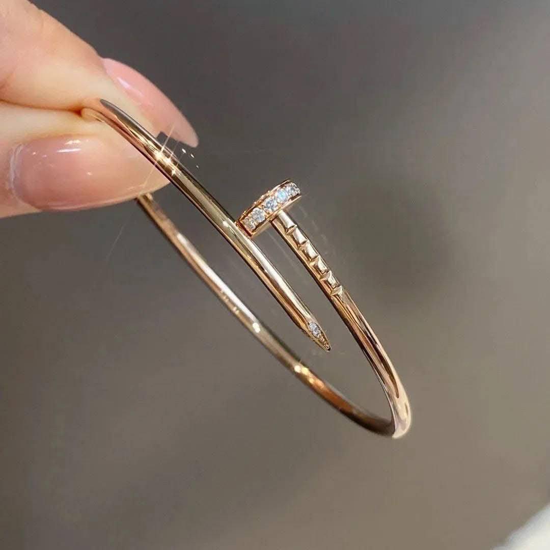 Gold bracelet