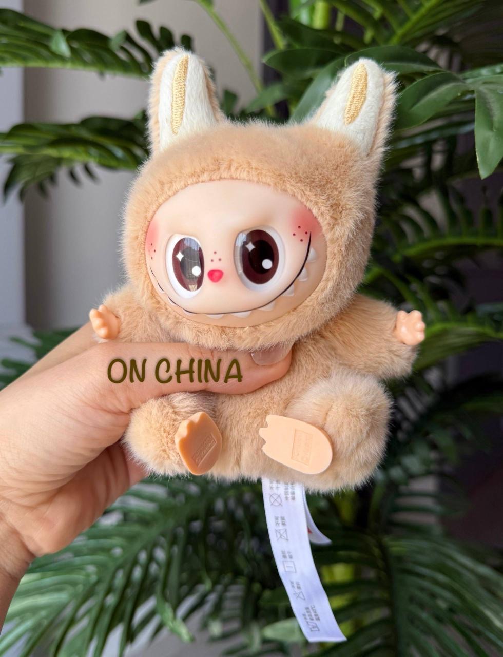 Labubuu doll