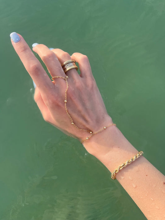 The Og Hand Chain.