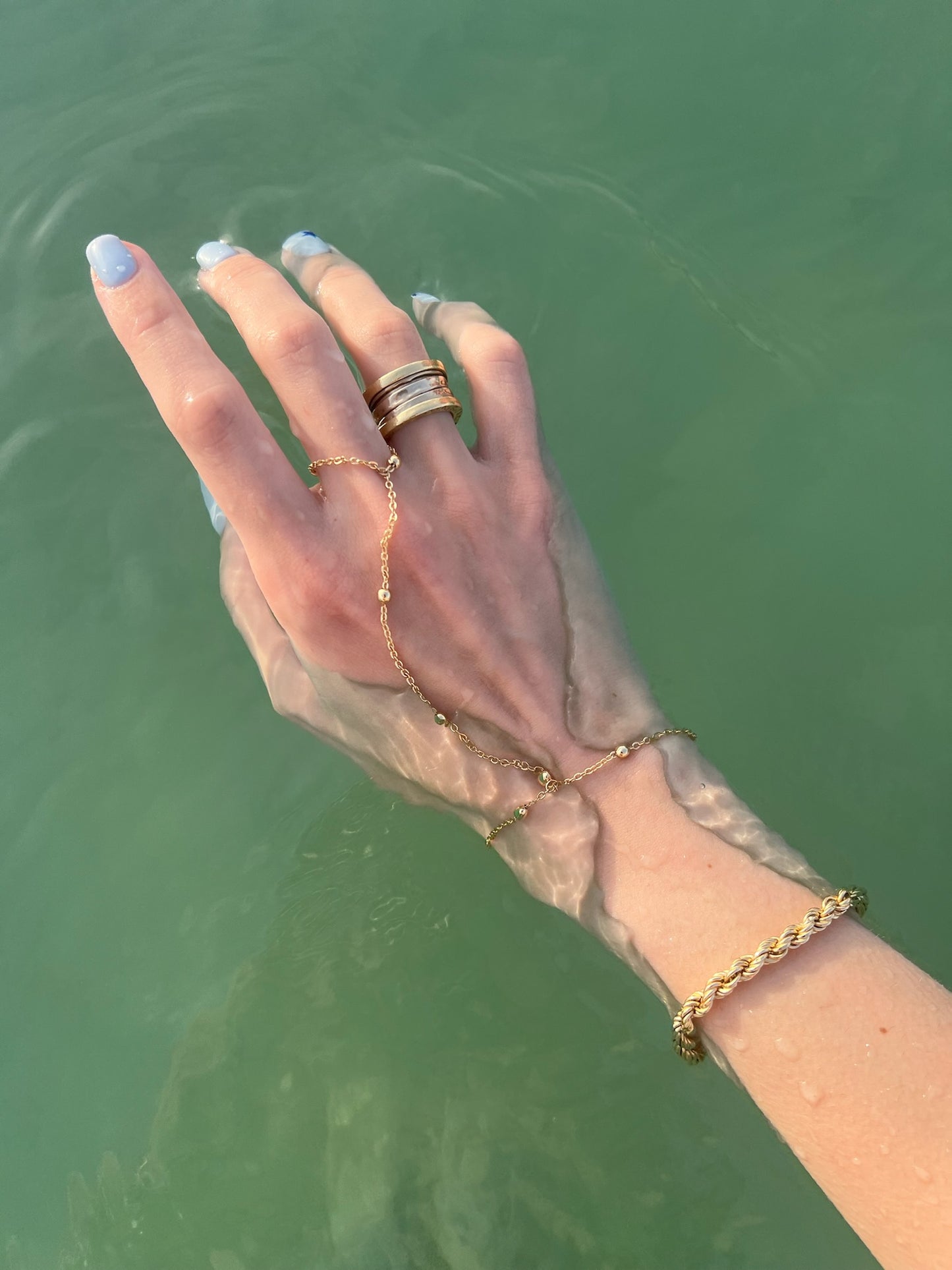 The Og Hand Chain.
