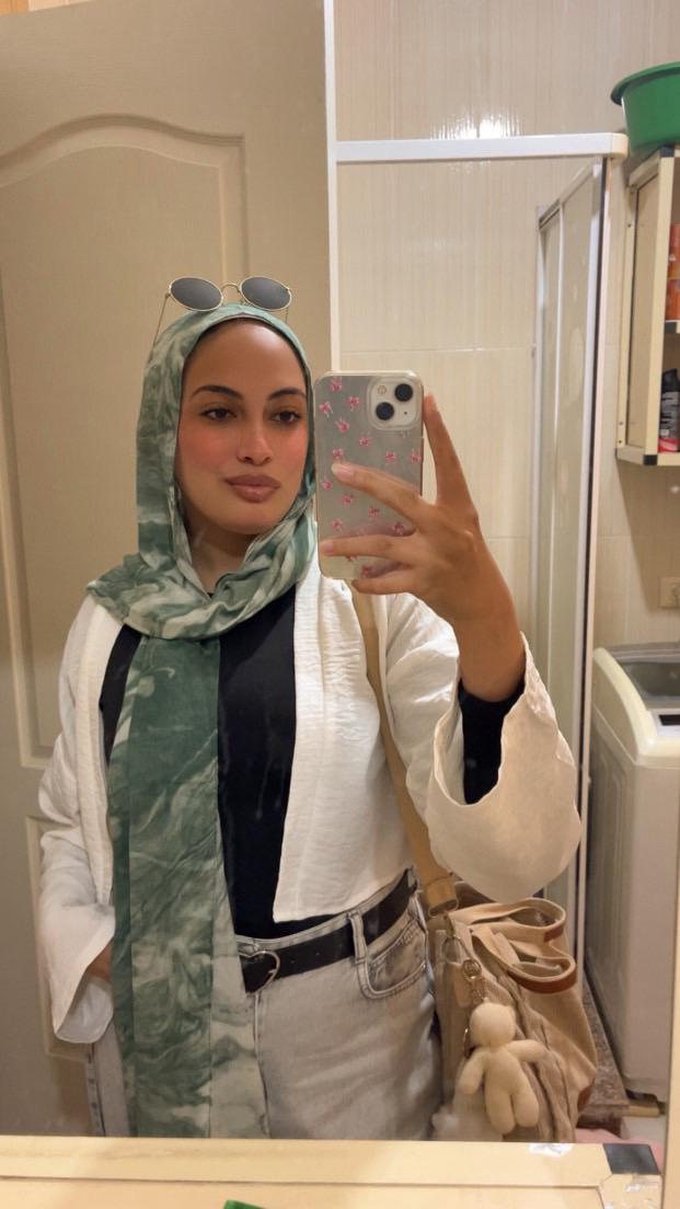 Green marble scarf