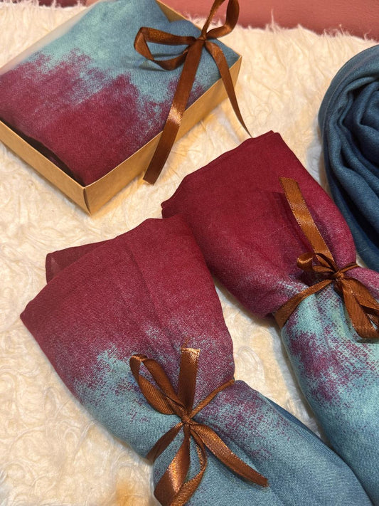 Berry ocean scarf