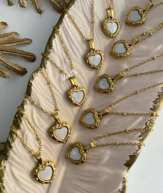 White heart neckless