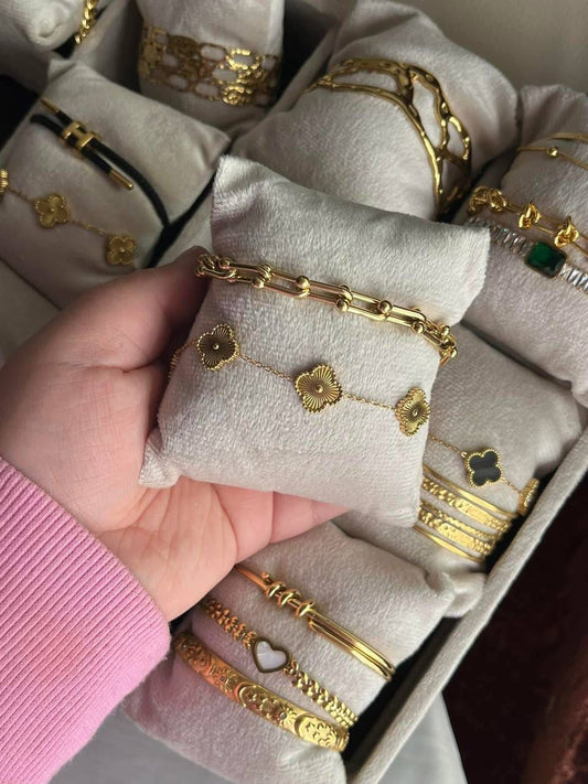 Bracelet set