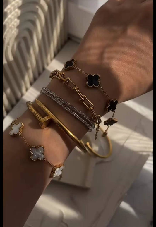 Bracelet set