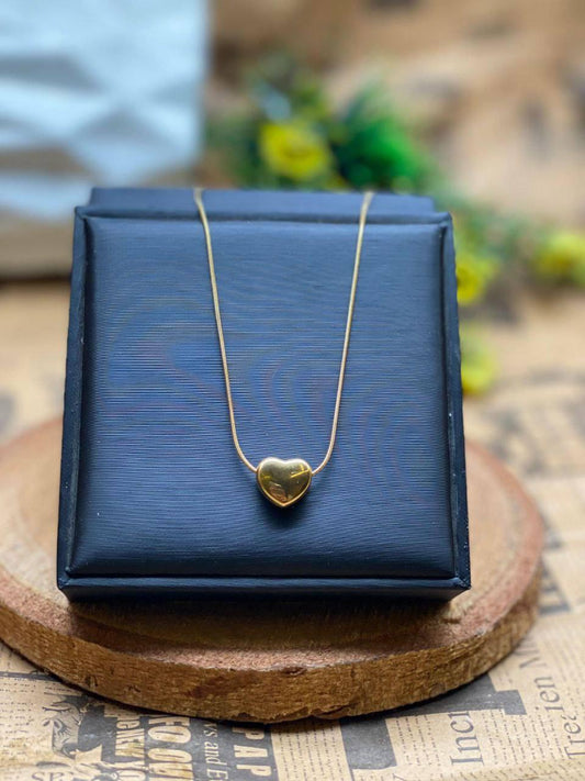 Heart gold necklace